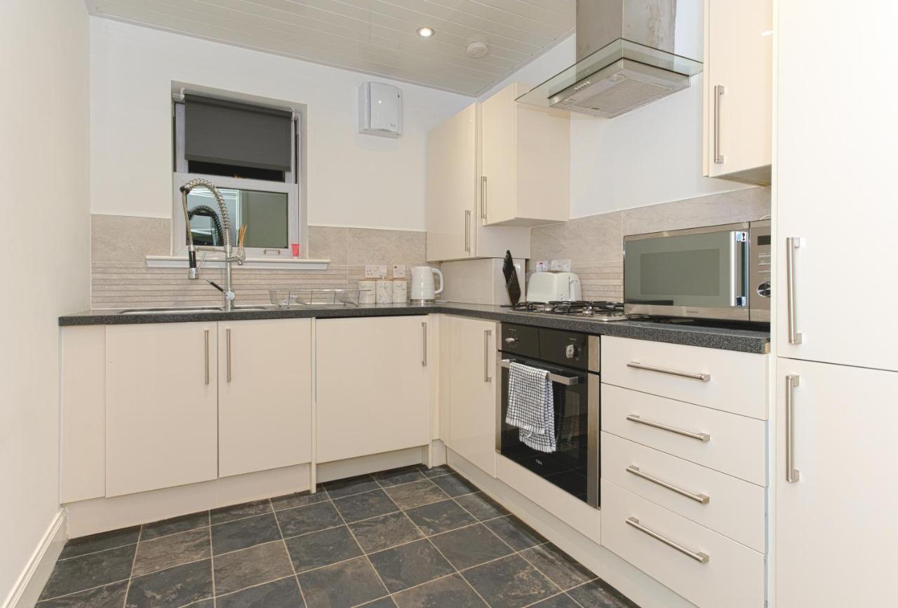 Maze Beach Getaway Apartment แอร์ ภายนอก รูปภาพ
