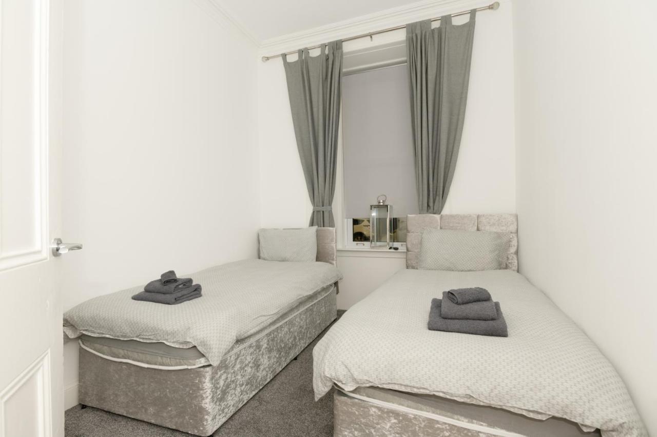 Maze Beach Getaway Apartment แอร์ ภายนอก รูปภาพ